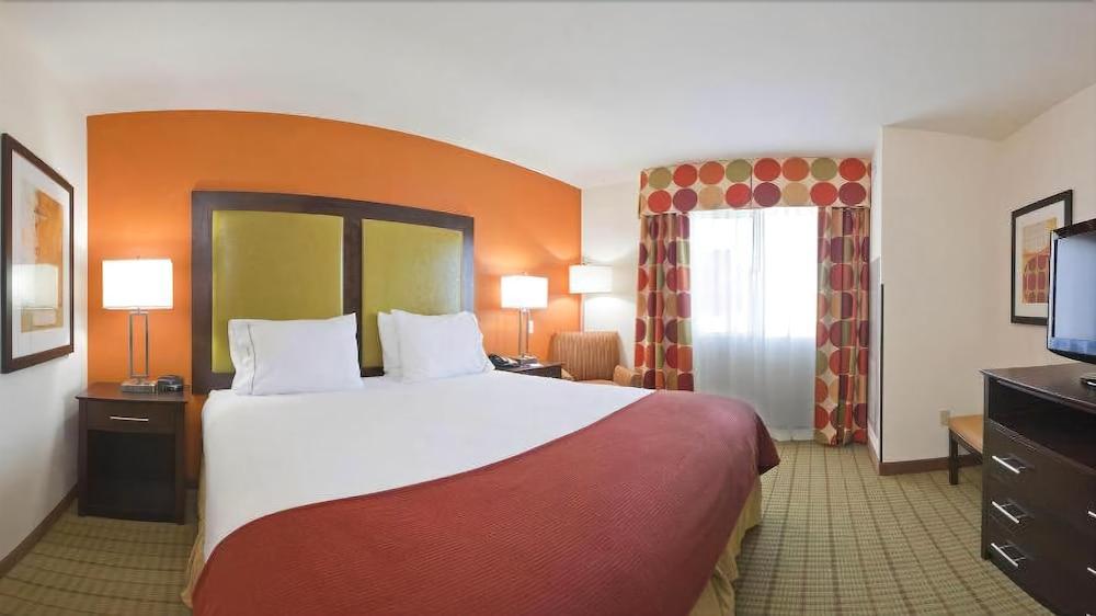 Hotel Express Northeast By Ihg 2*