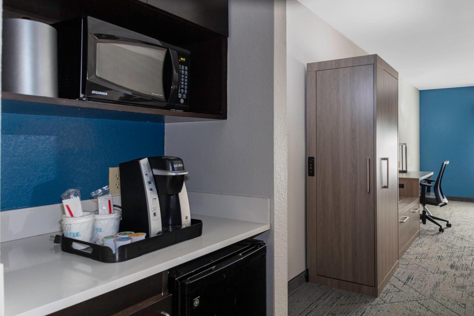 Hotel Express Northeast By Ihg
